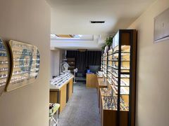 -优医视平价眼镜超市蔡司依视路折扣(小马厂店)