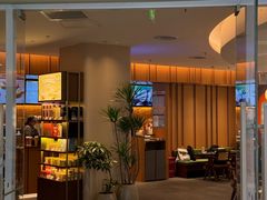 -奈雪的茶(亨特国际广场店)