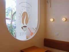 -Reset Coffee 与海咖啡