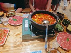 -黔二妞地摊火锅(龙华清湖店)