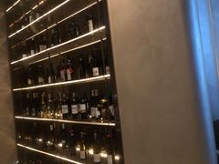 -wineapp葡萄酒餐吧(外滩金融中心店)