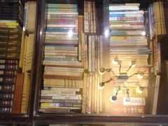 -钟书阁(松江泰晤士小镇店)