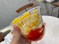 牛油果大麦若叶凤梨冷粹酸奶零食-Blueglass酸奶(上生新所店)