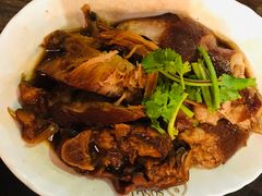 卤猪蹄-松發肉骨茶(先得坊店)