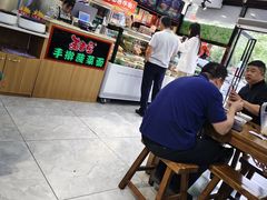 -秦君宝手擀菠菜面(金花路店)