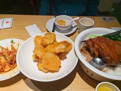 -关东小磨东北菜(上海长风大悦城店)