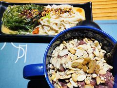 -八月美食小馆(银泰城总店)