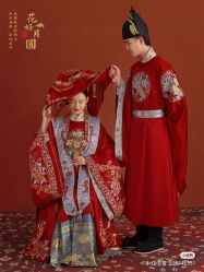 -青禾蒙娜丽莎婚纱摄影(武汉总店)