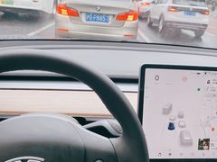 -富君租车(外滩店)