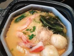 -捞王锅物料理(上海世茂广场店)