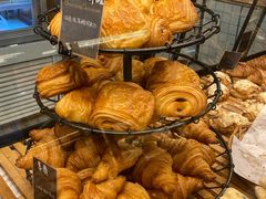 -Dough&Joe团憩(瑞虹天地月亮湾店)