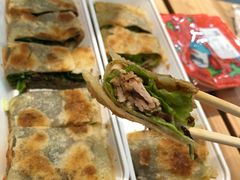 黑冰麦烤牛肉卷-卷翻天·卷饼(欧亚商都店)