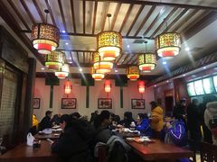大堂-石头门坎