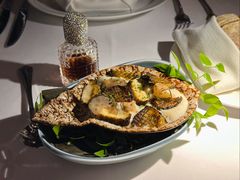 木熏南非鲍鱼-壳里西餐厅Coquille Seafood Bistro(蒙自路店)