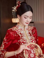 -不晚国际婚纱礼服