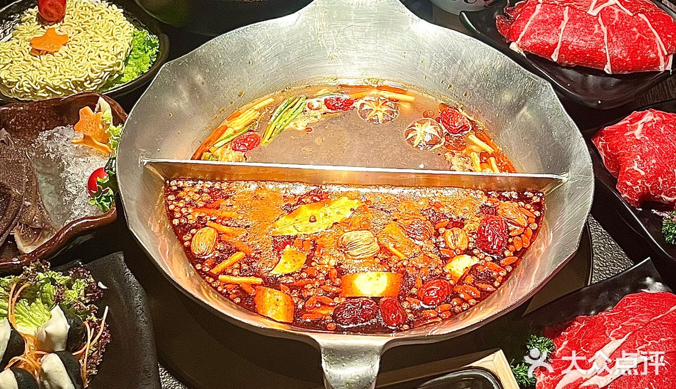 你可以永远相信湊湊火锅，也太好吃了叭[流泪][流泪]