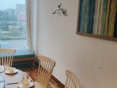 靠窗位-水边(郯城店)