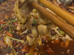 老铁锅秘制美蛙-鸿顺老铁锅美蛙鱼府(解放碑店)