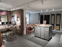 -目艮眼镜SHOWROOM(品牌集合店)