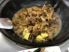 -屯老二农家铁锅炖·行业领军者(梅江店)