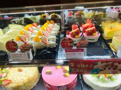 -85度C(生甜甜圈研究工坊·上海松江人民北路店)