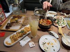 -街角等你.大连海鲜烧烤.经典铁板海鲜串(西安路店)