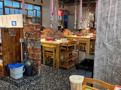 大堂-么肆烤肉·中式自助·烤肉大排档(街道口季佳PAI店)