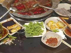 -洞亭火锅(防空洞总店)