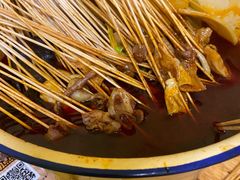 -拈签一笑黄牛肉辣卤串串