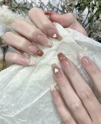 -IDO美甲美睫