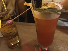 -FOUR PLAY BAR