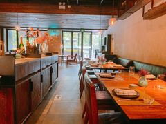 -Carbon莫卡哆·意大利复古集市餐厅(杭州大厦店)