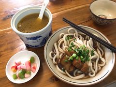 墨鱼炖鸡-玉滋補