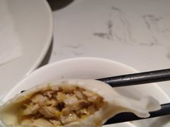 酸菜猪肉馅饺子-关东小磨东北菜(漕河泾印象城店)