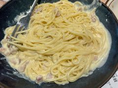 -玛格萝妮比萨屋(四平店)
