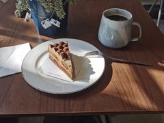 -Fridi Patisserie Cafe