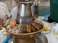 -一口猪海鲜浑锅·东北家常菜