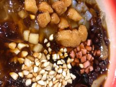 -爆炸头阿姨小四川正宗川味小吃(无任何分店)