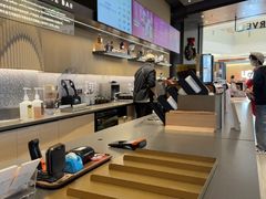 -星巴克臻选(上海合生汇1F店)