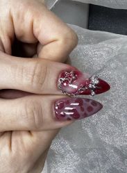 -芊屿芊浔美甲
