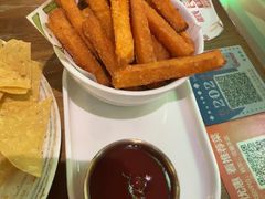 -Famous肥猫墨西哥音乐餐吧(五棵松华熙LIVE店)