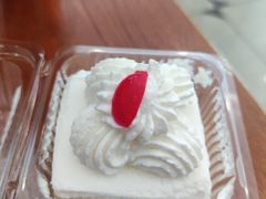 -红宝石·鲜奶小方·海派西点房(南丹店)