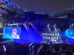 -上海体育场