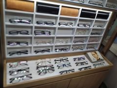 -视野联行眼镜·蔡司授权店(长白万象汇店)
