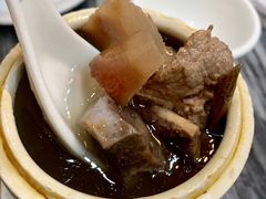 土茯苓牛大力炖龙骨-阿二靓汤(建设店)