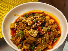 -泡桐树孙二娘私房菜