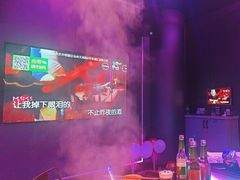 -唯爱KTV聚会餐厅(仙林东城汇店)