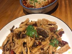 -十三式重庆江湖菜(金茂览秀城店)