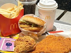 -麦当劳(杭州西湖银泰百货店)