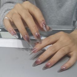 -艾珂·美甲美睫